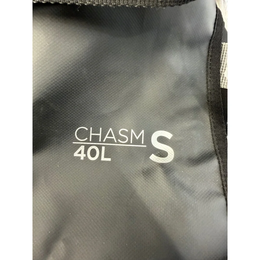 Thule Chasm 40L Duffel Bag Backpack Black Small Weather Resistant 2-in-1 NWTs